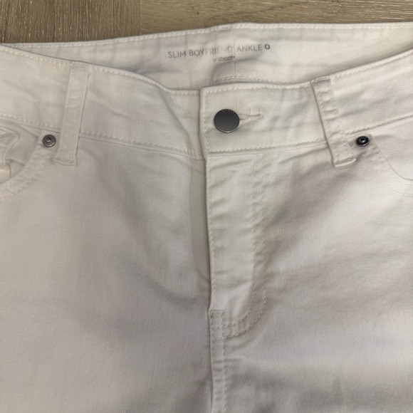 Chico's White Straight Leg Jeans Slim Boyfriend Ankle - Picture 3 of 7